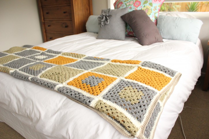 Crochet_Granny_Square_Blanket